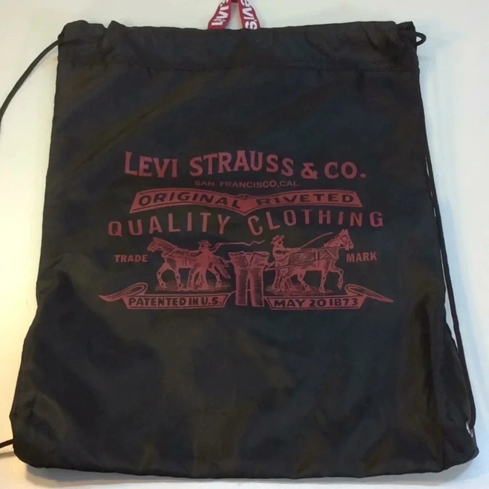 NWT Levi’s Black & Red Logo Drawstring Backpack